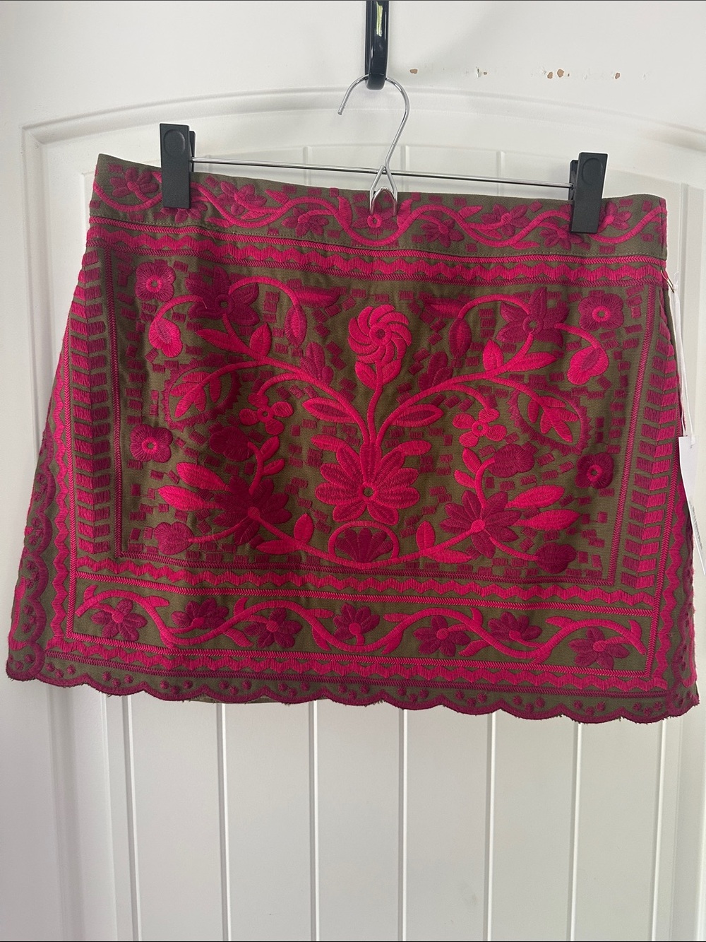 NWT J. Marie Embroidered Floral Mini Skirt in Olive & Fuchsia